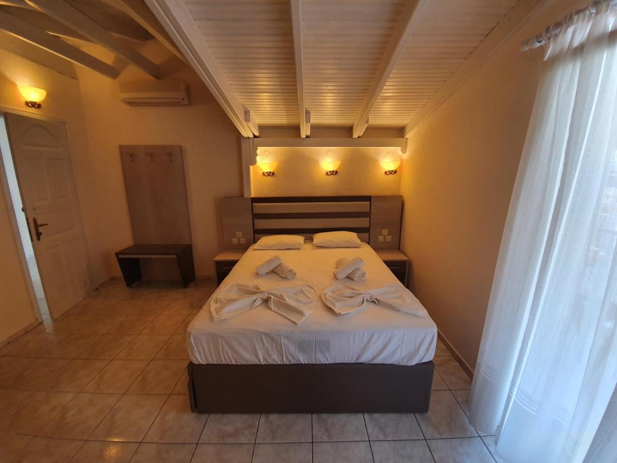Anna Rooms Néos Marmarás Exterior foto