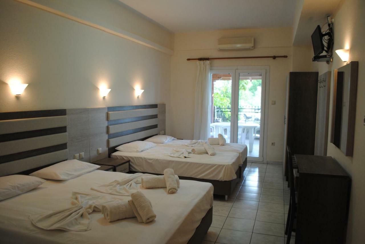 Anna Rooms Néos Marmarás Exterior foto