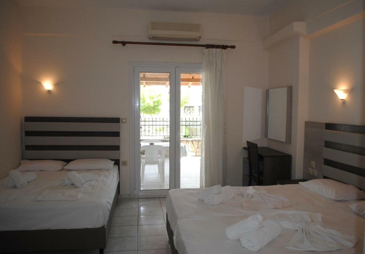 Anna Rooms Néos Marmarás Exterior foto